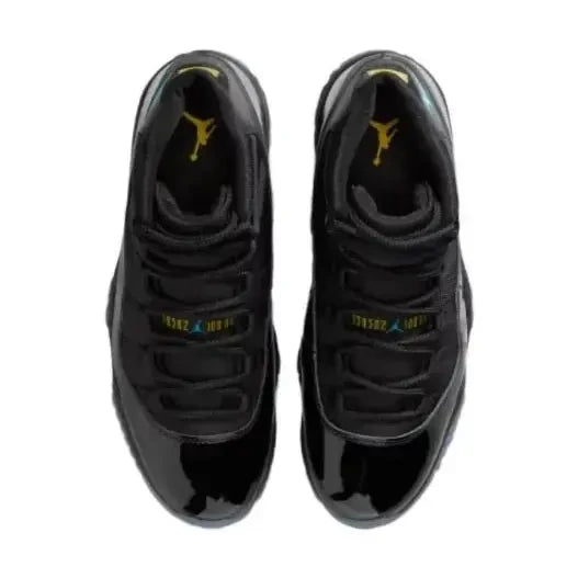 Air Jordan Retro Sneakers