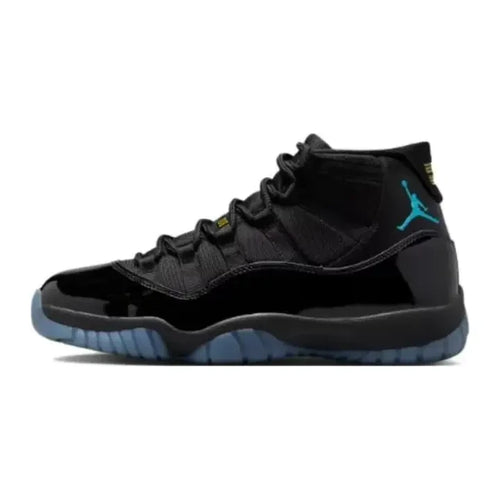 Air Jordan Retro Sneakers