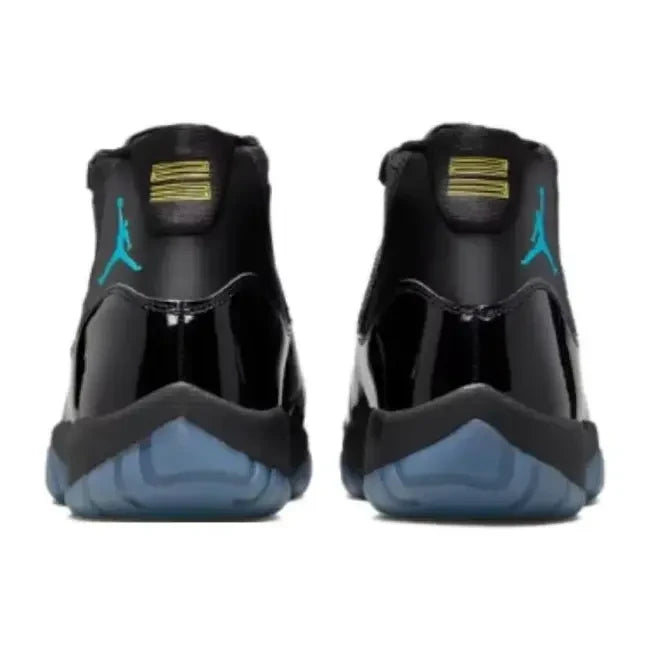 Air Jordan Retro Sneakers